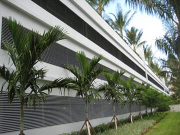 ALUMINUM LOUVER GRATE 1