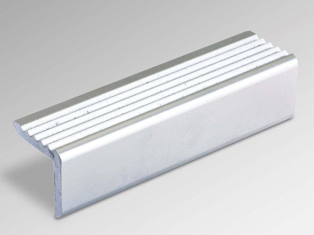 Aluminum Corrugated Nosing 2