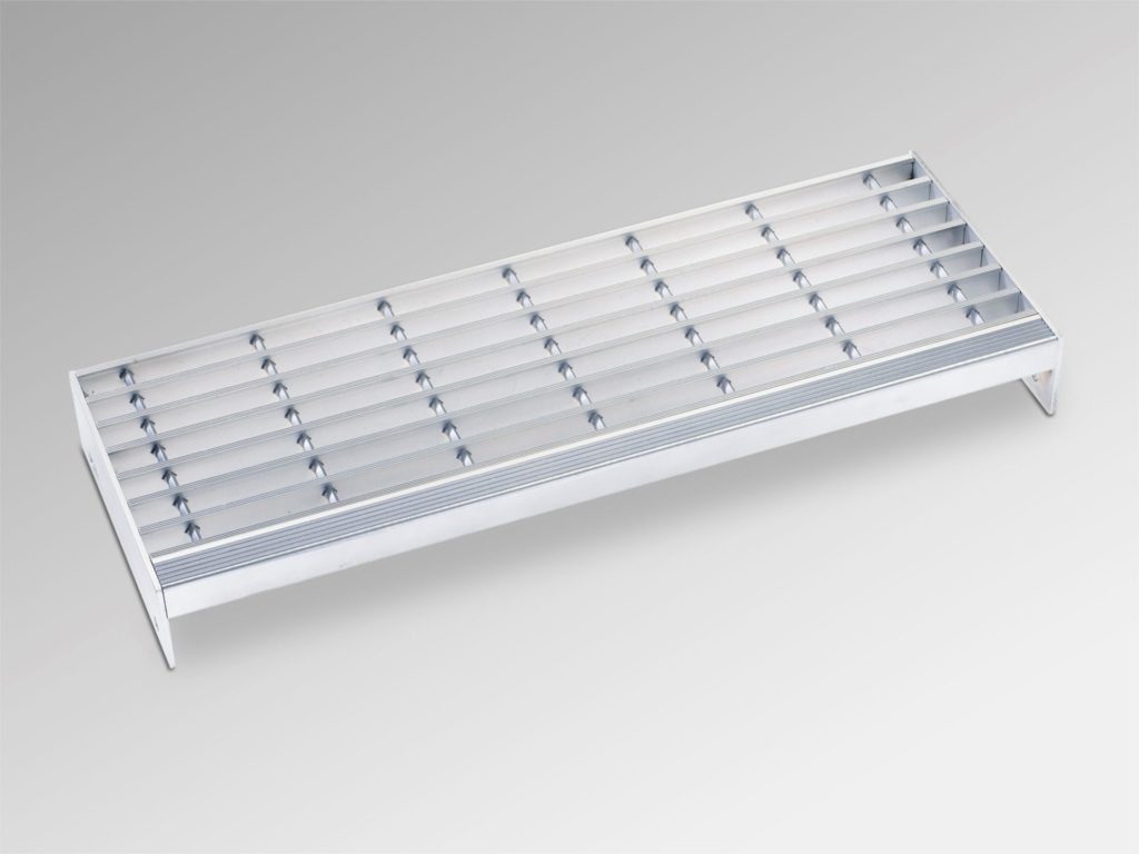 Type 19-SG-4 Aluminum Stair Tread with Corrugated Nosing