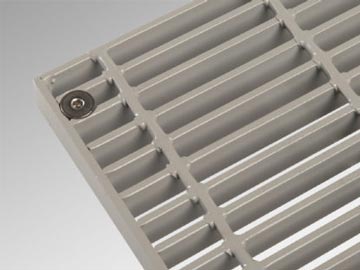 Close Mesh Bolt Grate 1