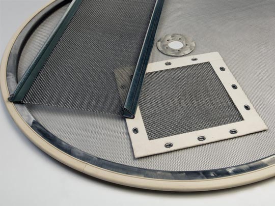 FABRICATED WIRE MESH SCREENS 4