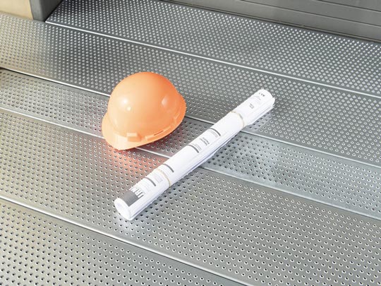 TRACTION TREAD APPLICATION