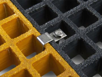 TYPE F END PANEL CLIP 1