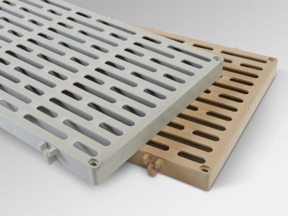 Thru-Flow panels light grey and maple